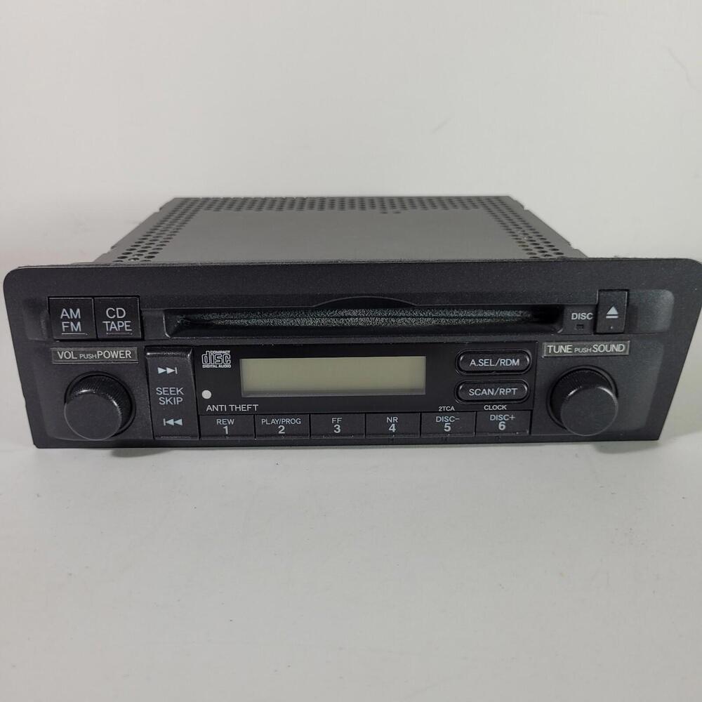 Honda Civic Car AM FM Radio CD Stereo 2004-2005 04/05  P/N 39101-S5A-A210-M1